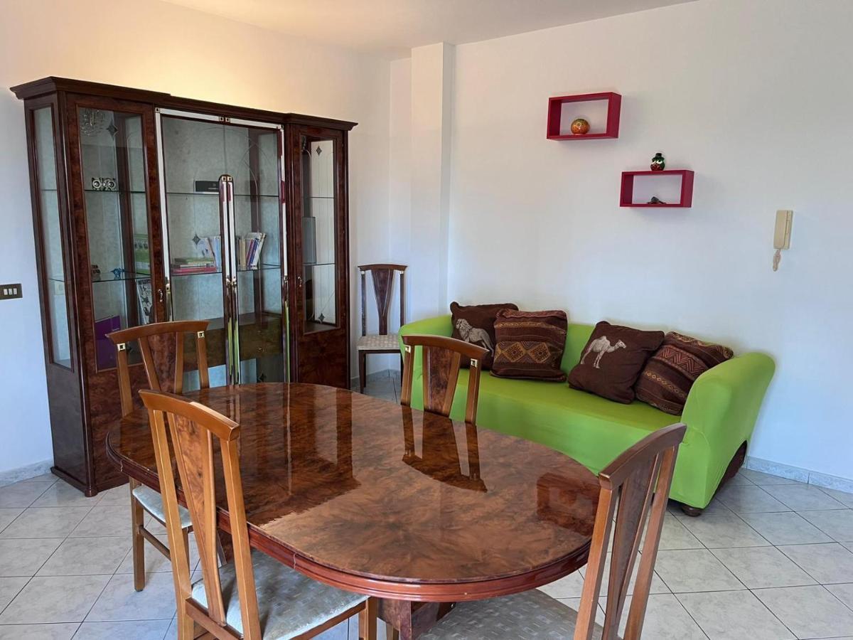 Fco Airport Titina'S House Apartment Фиумичино Екстериор снимка